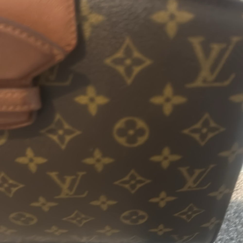 Louis Vuitton Crussel Crossbody Bag - Picture 3 of 13
